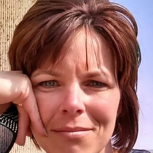 Meet your Posher, Stacy